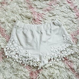 Cute floral white shorts